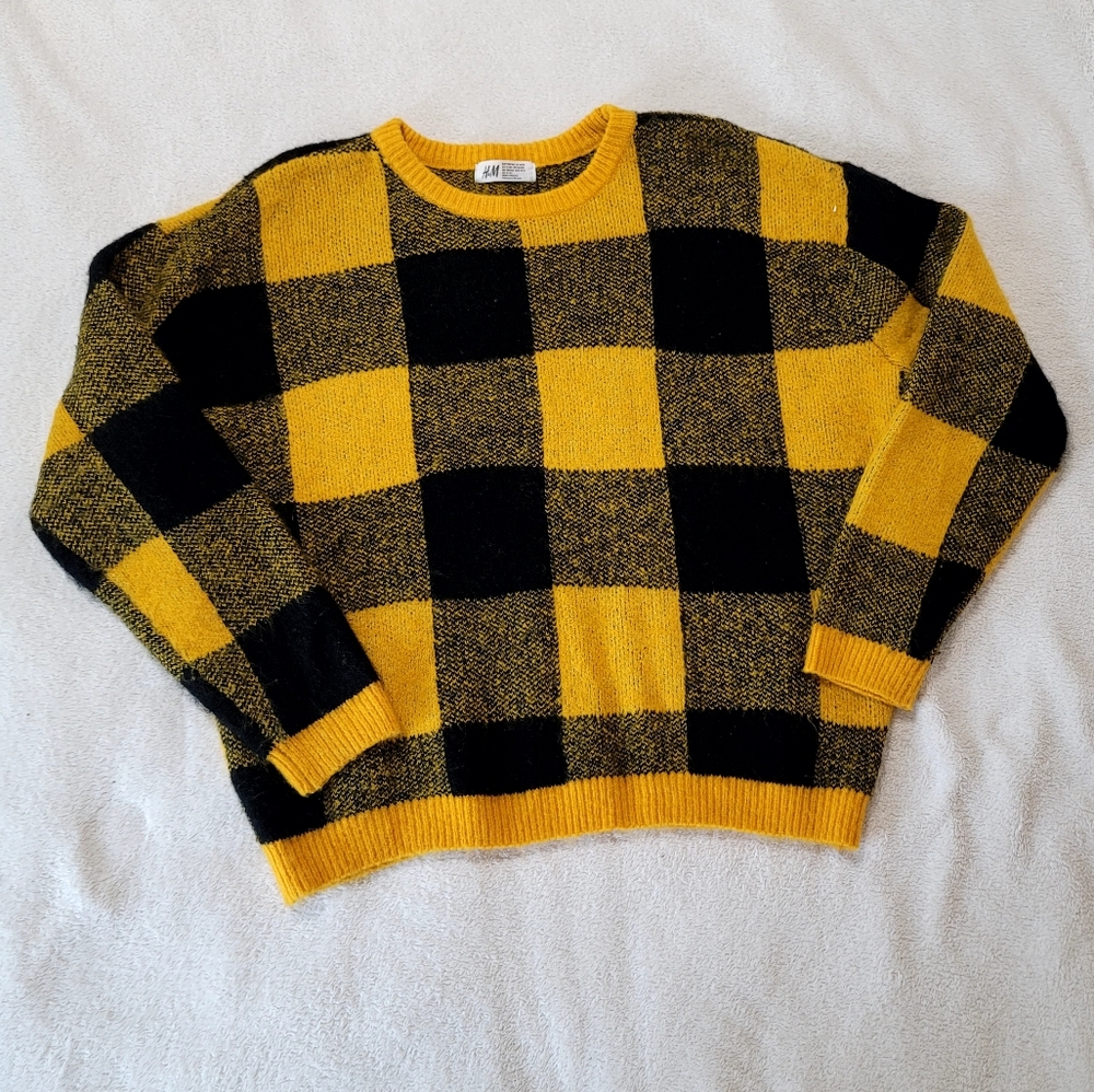 H&M Checkered Sweater. Yellow & Black. GIRLS SIZE 16/18
